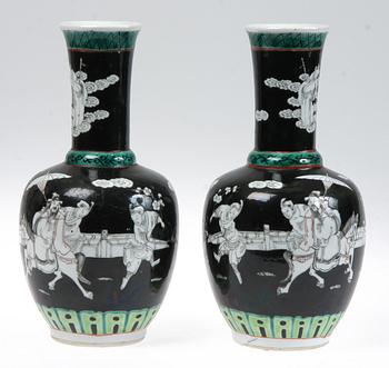 VASER, ett par, porslin, Kina 1800/1900-tal.