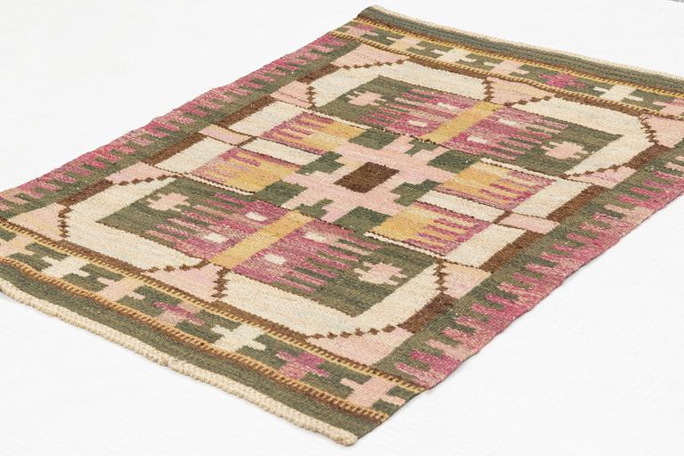 Märta Måås-Fjetterström, a textile, "Blekingerosen", rölakan, Ca 75 x 59 cm, signed MMF.