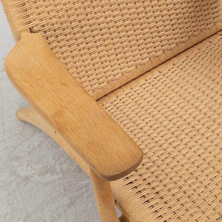 Hans J. Wegner, fåtölj, "CH25", Carl Hansen & Son, Danmark.