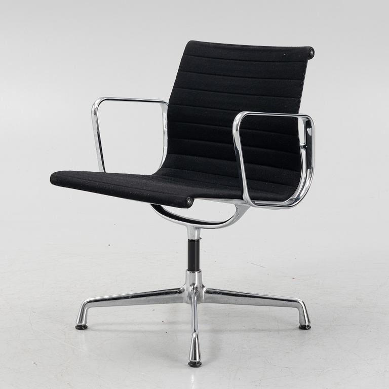 Charles and Ray Eames, karmstol, EA 108, Vitra formgiven 1958.