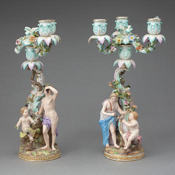 KANDELABRAR, två stycken, porslin, Meissen, sannolikt sent 1800-tal.