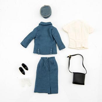 Barbiekläder 2 set. vintage "Holiday Dance", Mattel 1965-66, "Pan American Airways Stewardess" Mattel 1966.