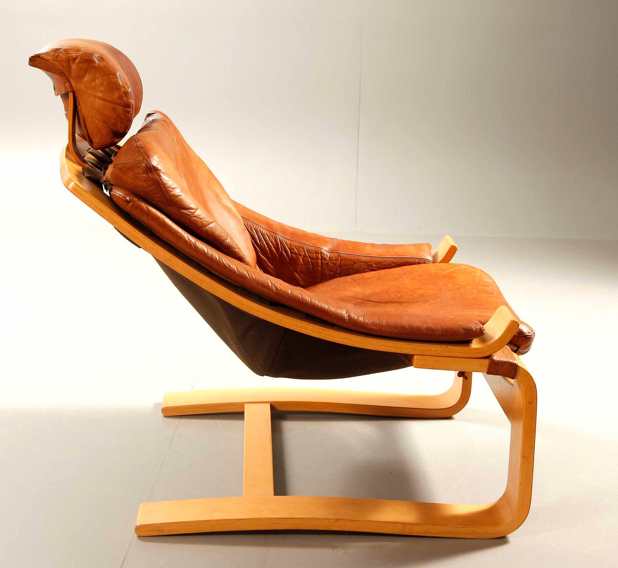 FÅTÖLJ. Design Åke Fribytter, Nelo-möbler  formgiven 1974.