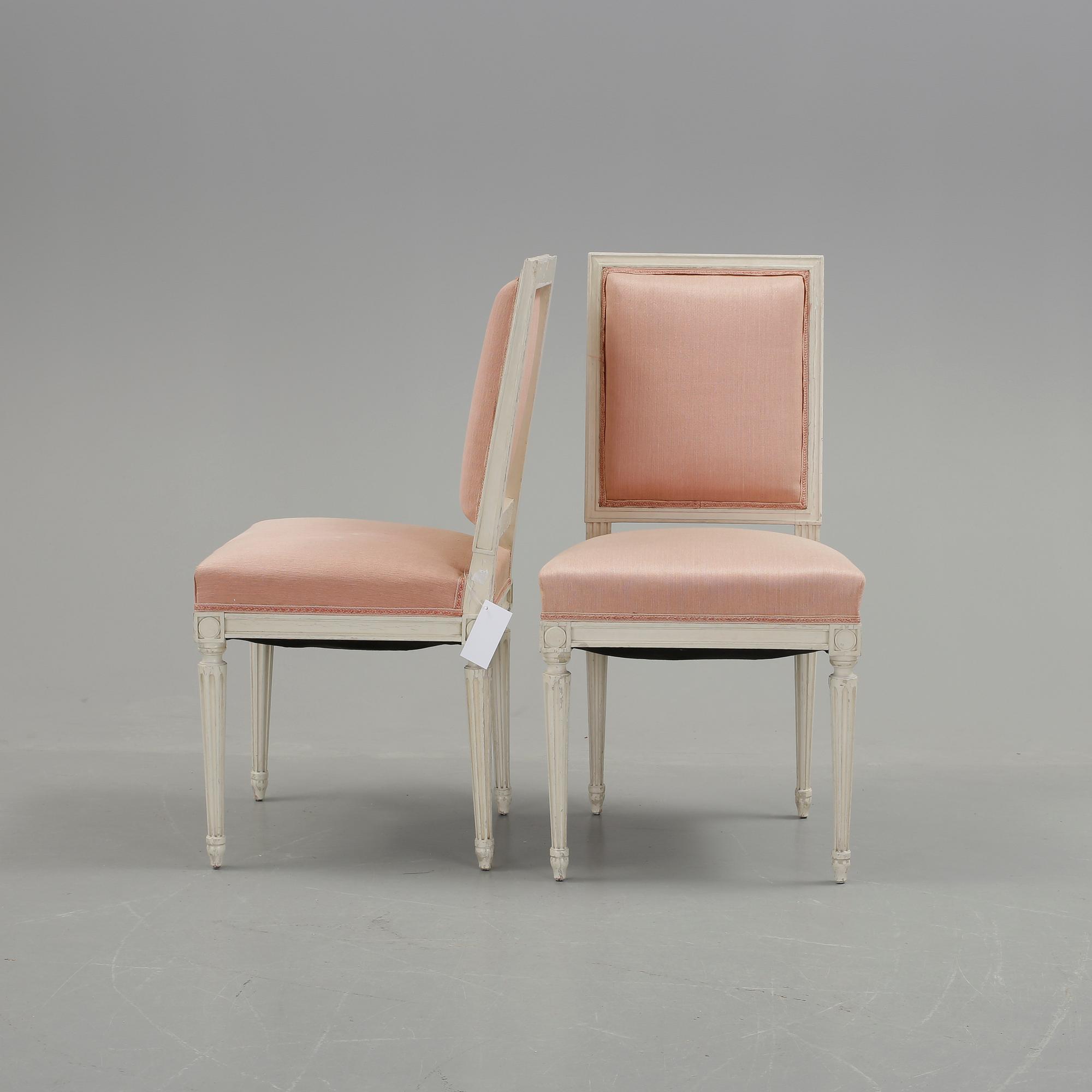 STOLAR, ett par, gustaviansk stil, 1900-tal.