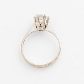 Ring, with brilliant-cut diamond.