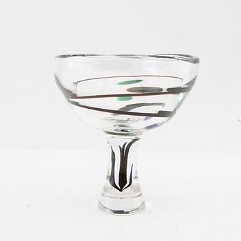 Vicke Lindstrand, footed bowl "Abstracta" with etched signature, Kosta 1950s.