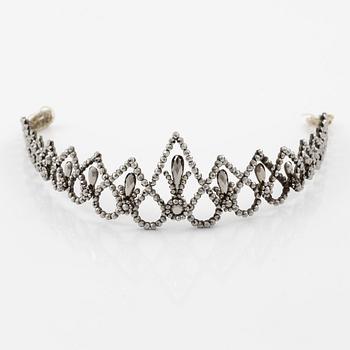 Tiara, silverwork, 19th century.