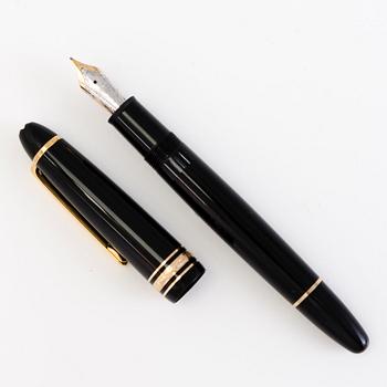 A Montblanc 'Meisterstück' fountain pen 14k 4810.