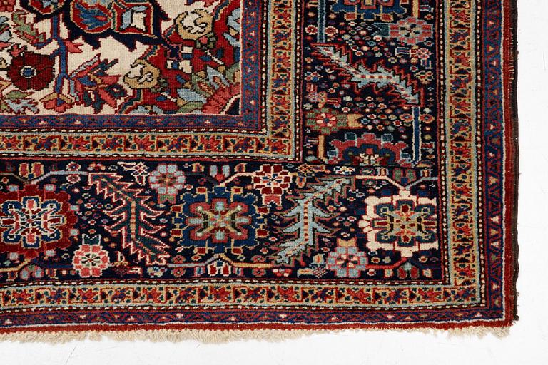 Matta, semiantik Heris, 380 x 255 cm.