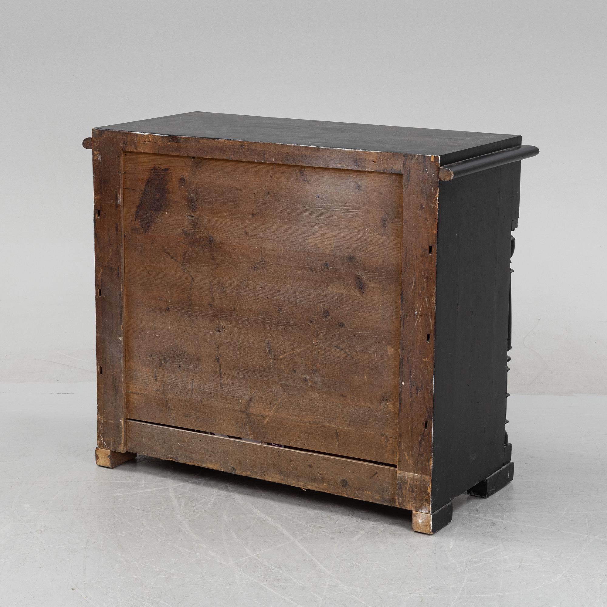 A pianted dresser from around the year 1900.