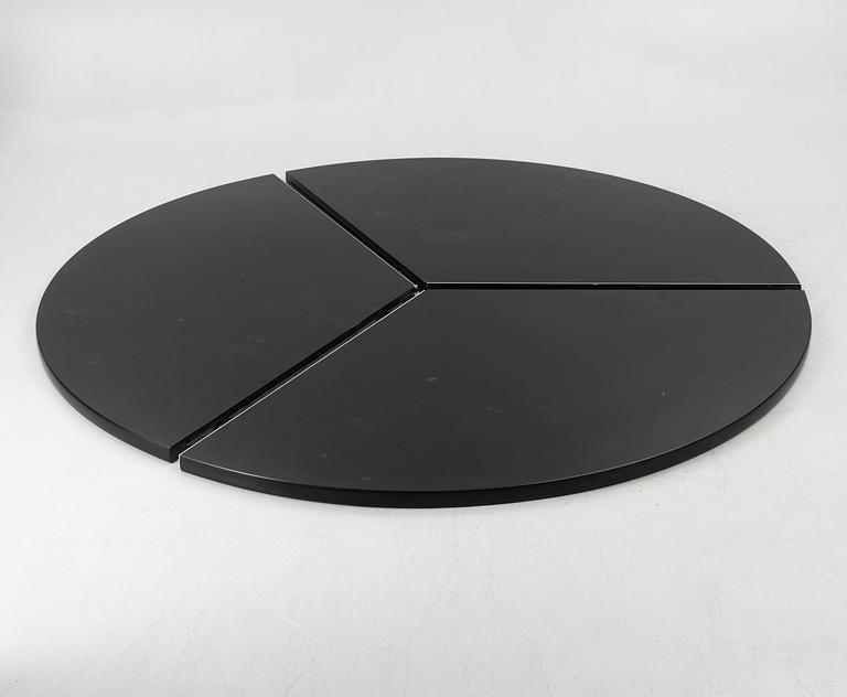 Osvaldo Borsani, a model T334A table, Centro Progetti Tecno, Italy, late 20th century/early 21st century.