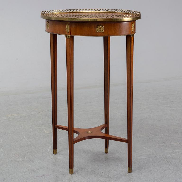 BORD, gustaviansk stil, 1900-talets början.