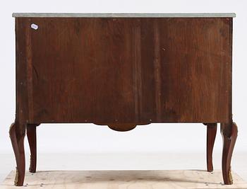 BYRÅ, gustaviansk stil, 1900-tal.