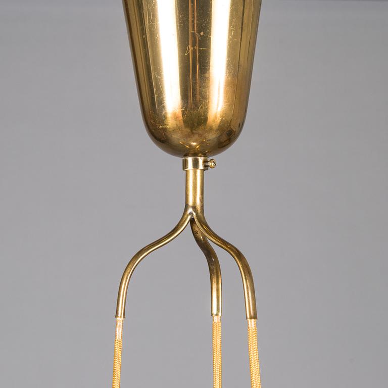 Paavo Tynell, A mid-20th century chandelier for Taito, Finland.