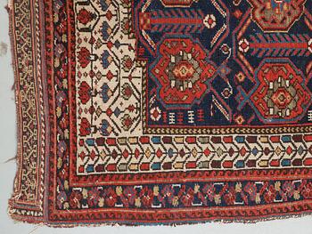 SEMI-ANTIQUE KURDISH probably. 176 x 121 cm (as well as approximitley 6-7 cm patterned flat weave at each end).