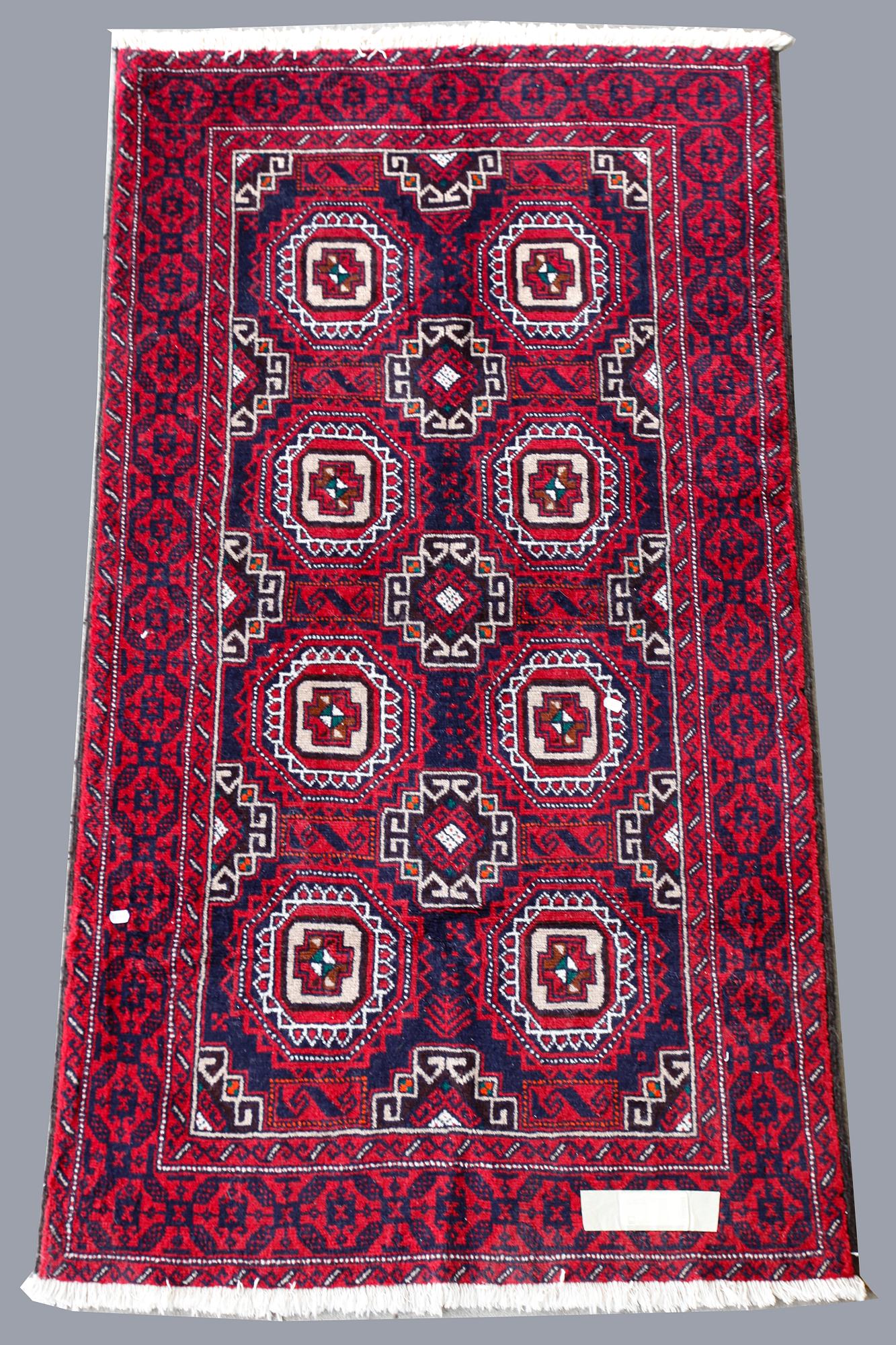 MATTA, orientalisk, old, 190 x 105.