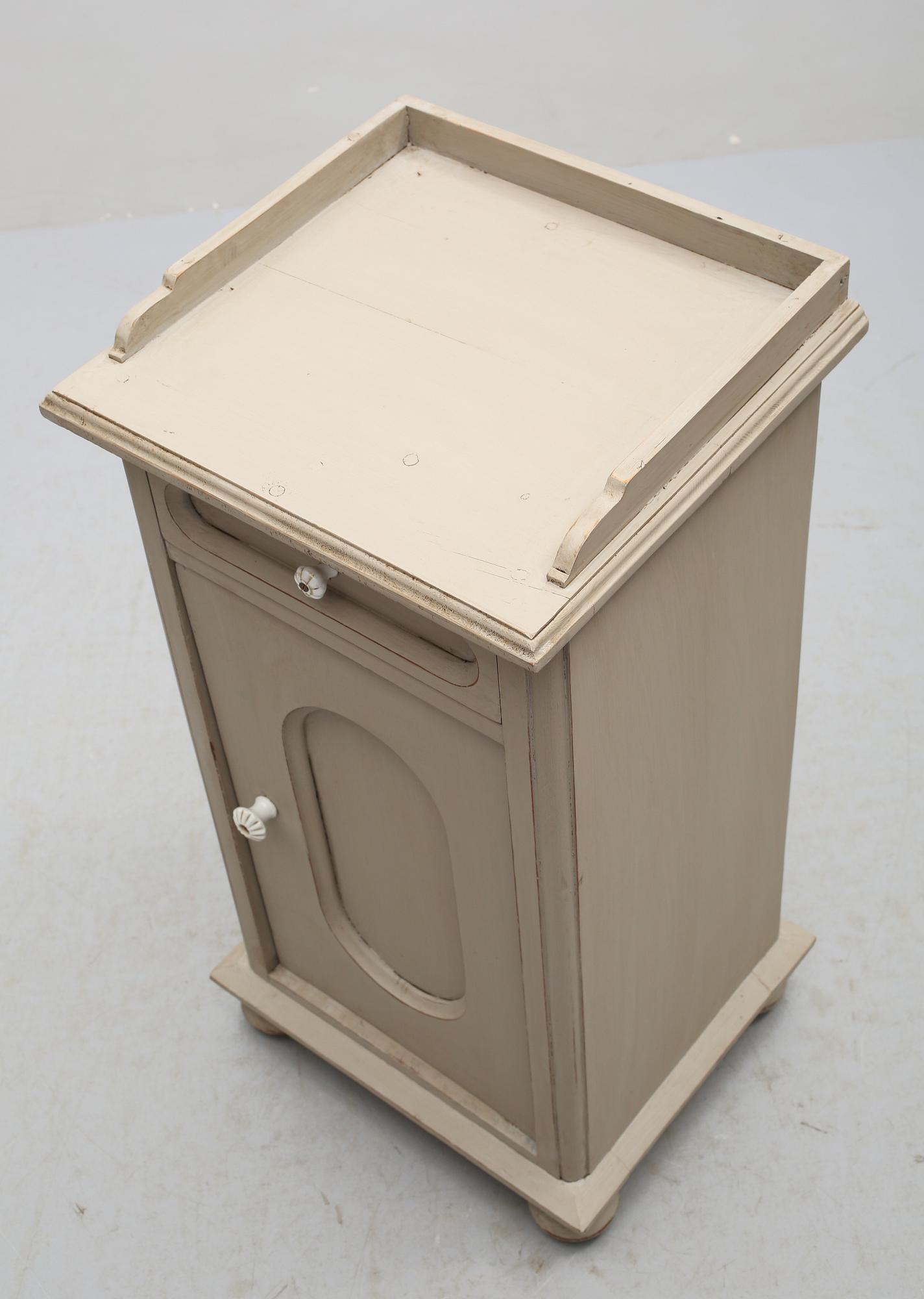 POTTSKÅP, 1900-tal.