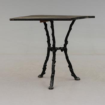 TRÄDGÅRDSBORD, 1900-talets början.