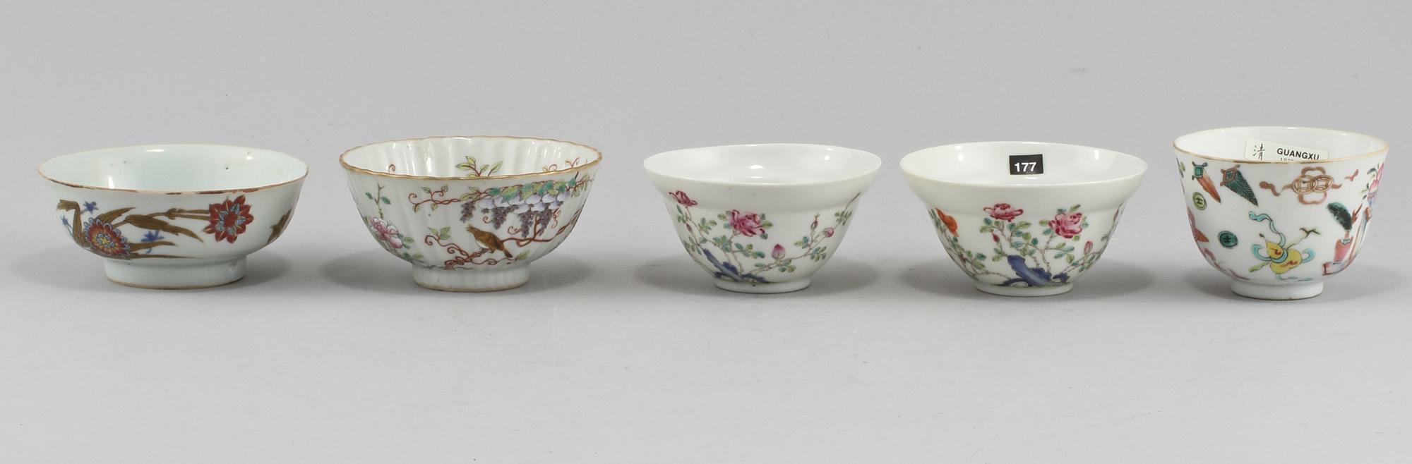 SKÅLAR samt TEKOPPAR, 5 st, Kina, 1800/1900-tal.