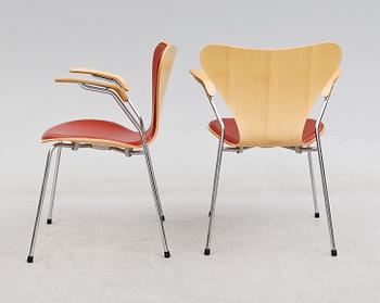 KARMSTOLAR, 1 par, "Sjuan", Arne Jacobsen, Fritz Hansen, 1997.