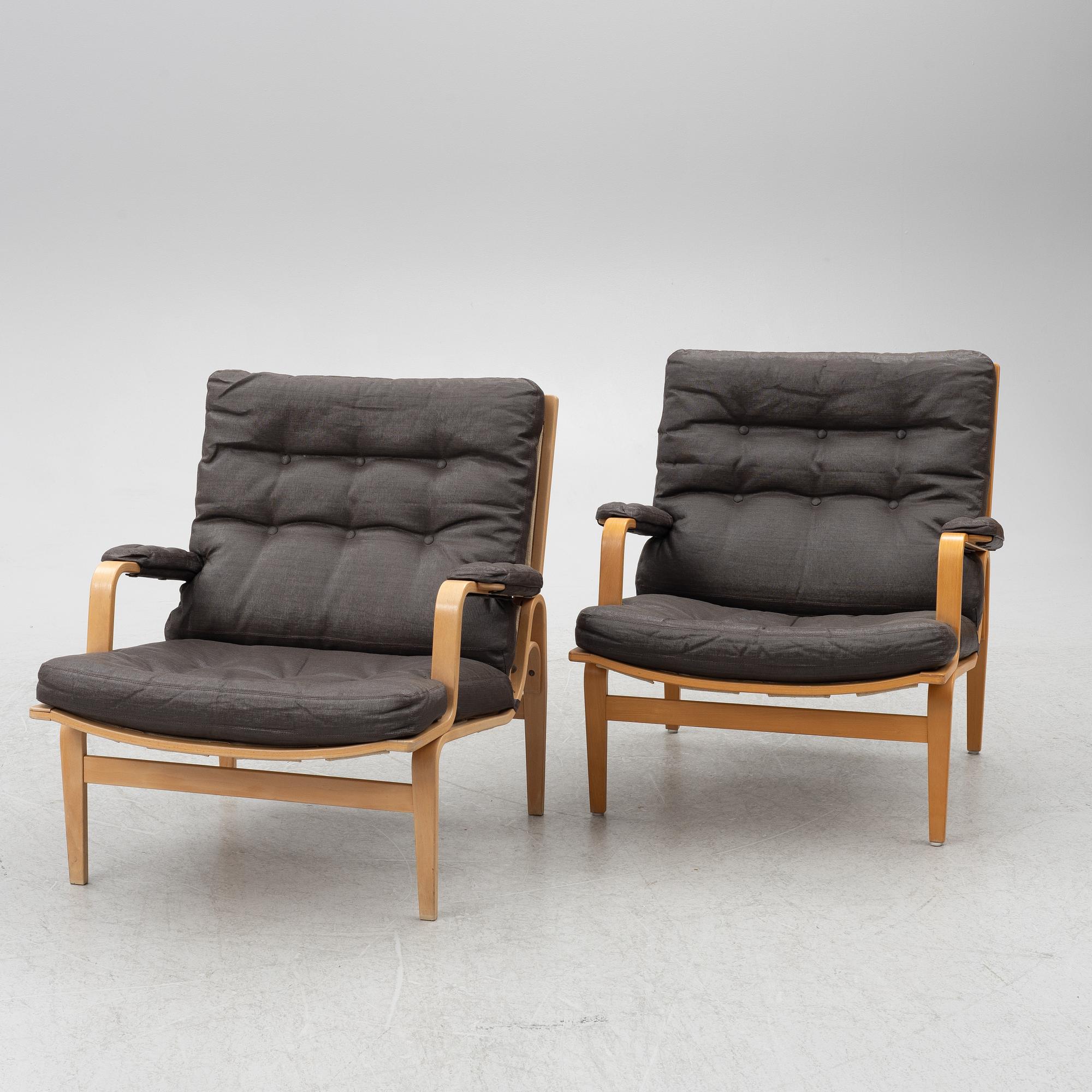 Bruno Mathsson, fåtöljer, ett par, "Ingrid", Dux, 1900-talets andra hälft.