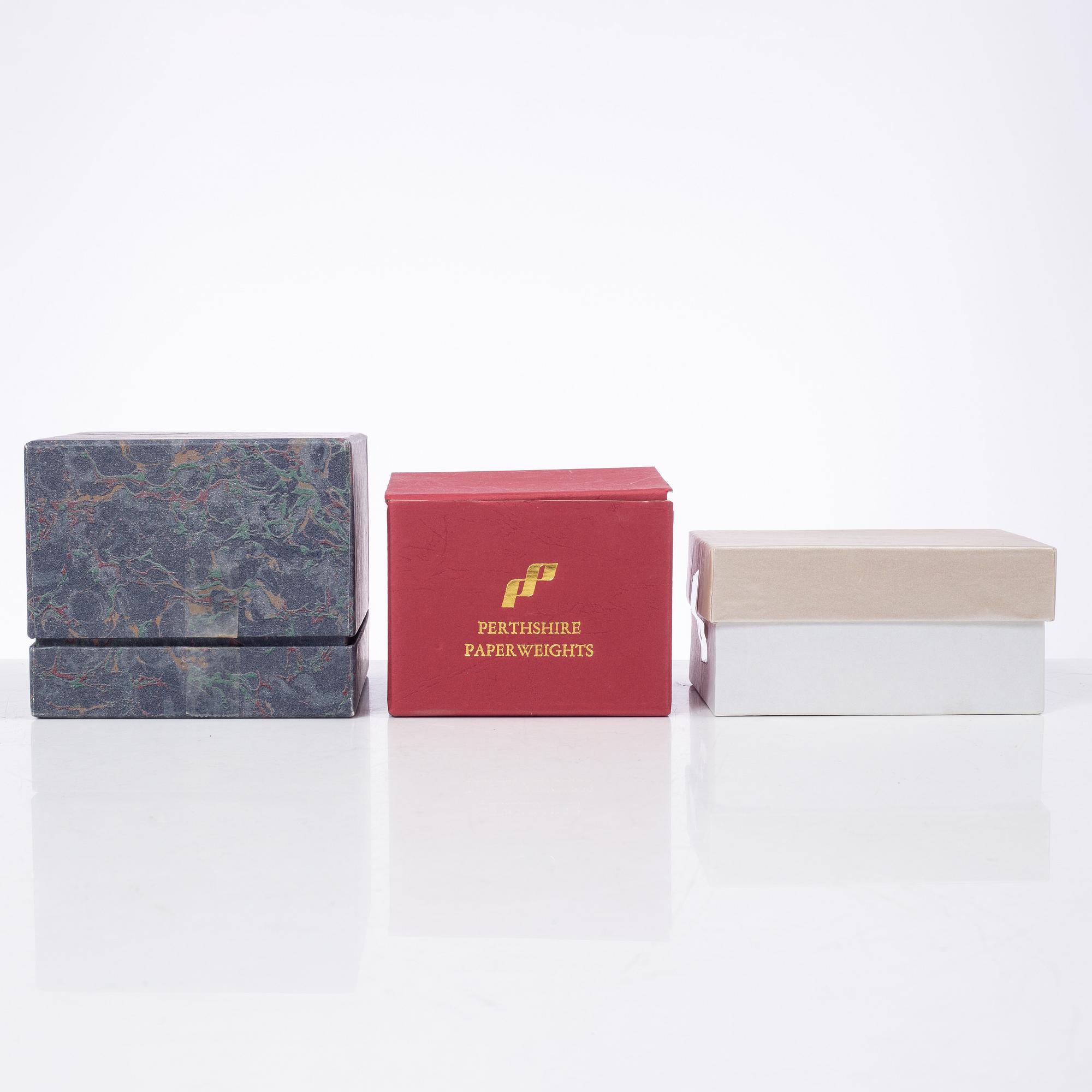 Brevpressar/pappersvikter, 3 st, 1900-talets andra hälft.