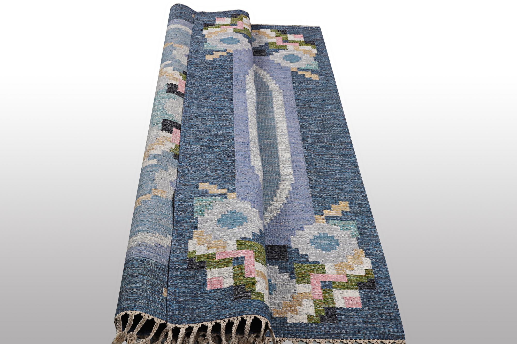 Ingegerd Silow, matta, slätväv, signerad IS, ca 230 x 170 cm.