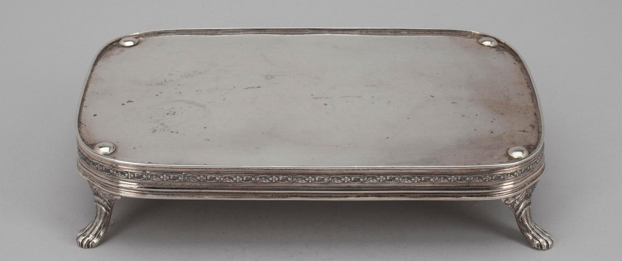 BORDSPLATEAU, silver, Michael Olof Barkman (1813-1851), Varberg 1830. Vikt 370 g.