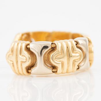 Ring samt örhängen, ett par, 18K guld, Italien.