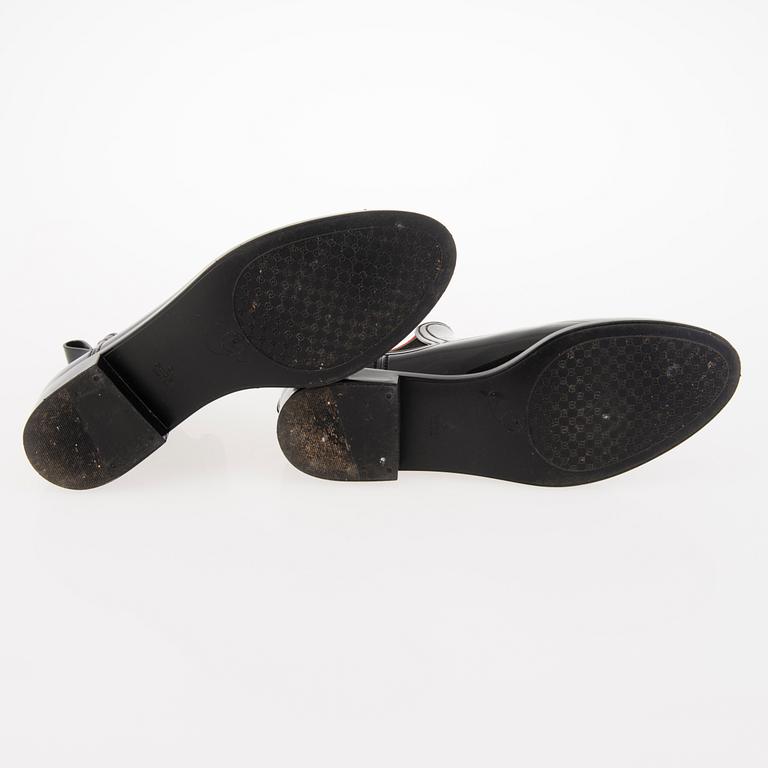 GUCCI Three Pairs of Shoes in size 40.