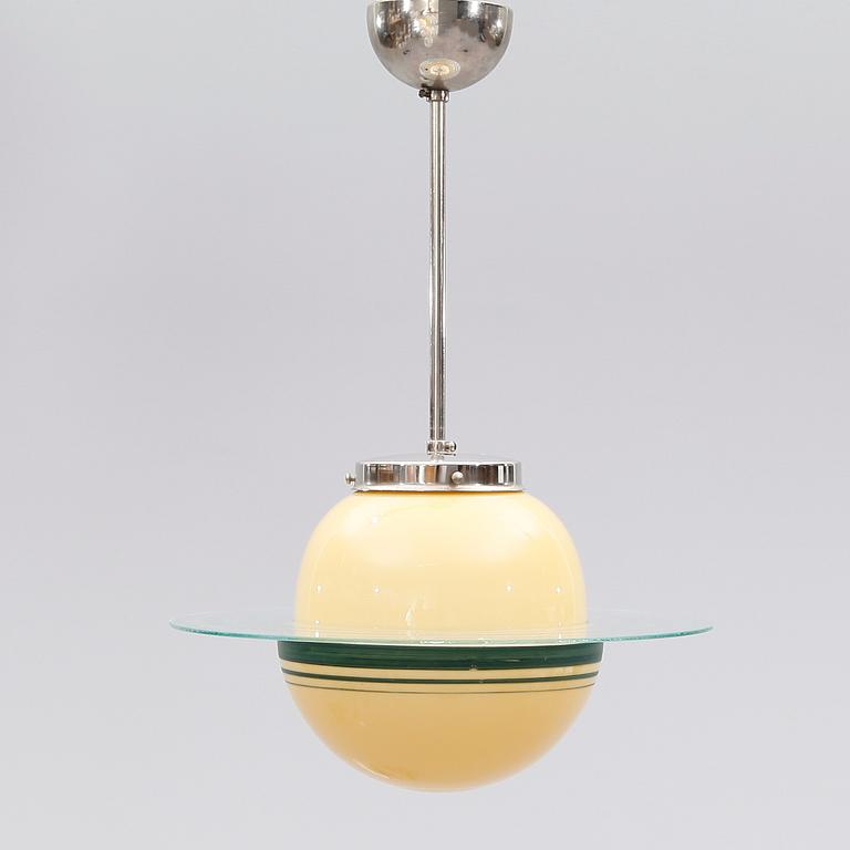 TAKLAMPA, 1940-tal. Höjd 53 cm.