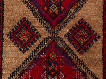 Gallerimatta, nordvästpersisk, ca 326 x 100 cm.