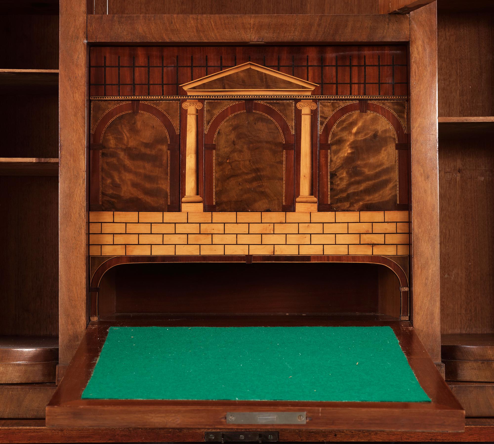 SKÅP, med rullklaff. Empire, 1800-talets första hälft.