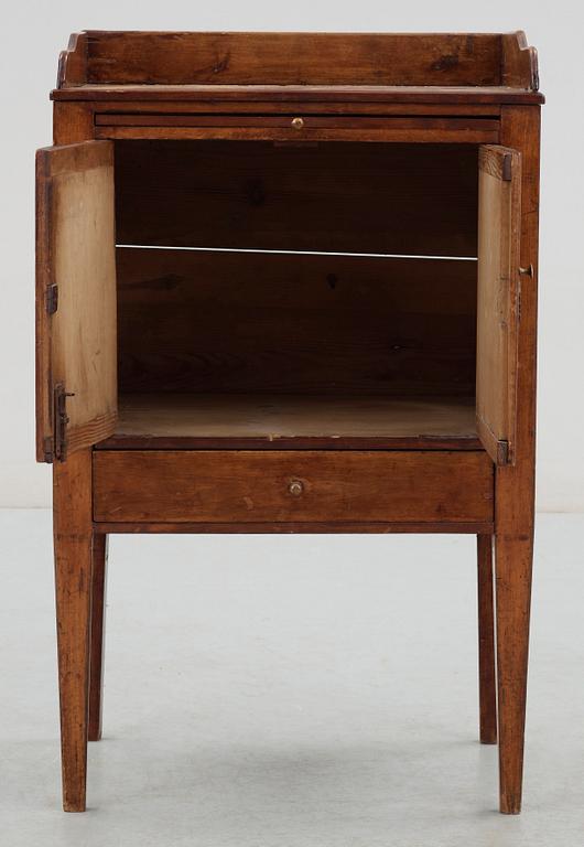 POTTSKÅP, provinsarbete, omkring 1800.