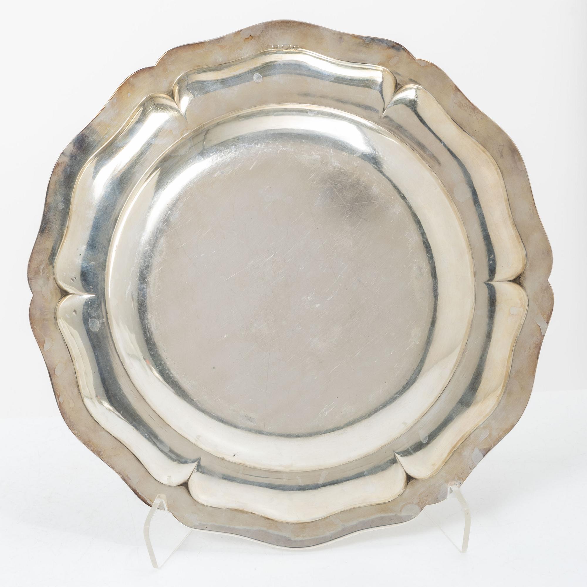 Dish, silver, E Möller, Malmö, 1929.
