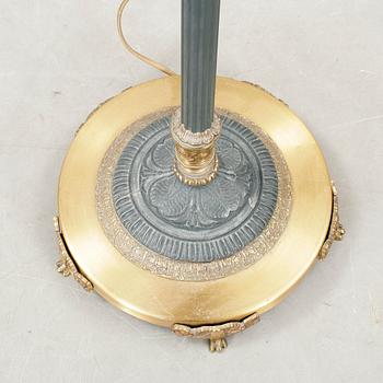 GOLVLAMPOR, ett par, empirestil, 1900-talets andra hälft.