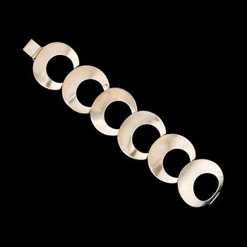 MIRJAM SALMINEN, A BRACELET, sterling silver, Kaunis Koru 1970.