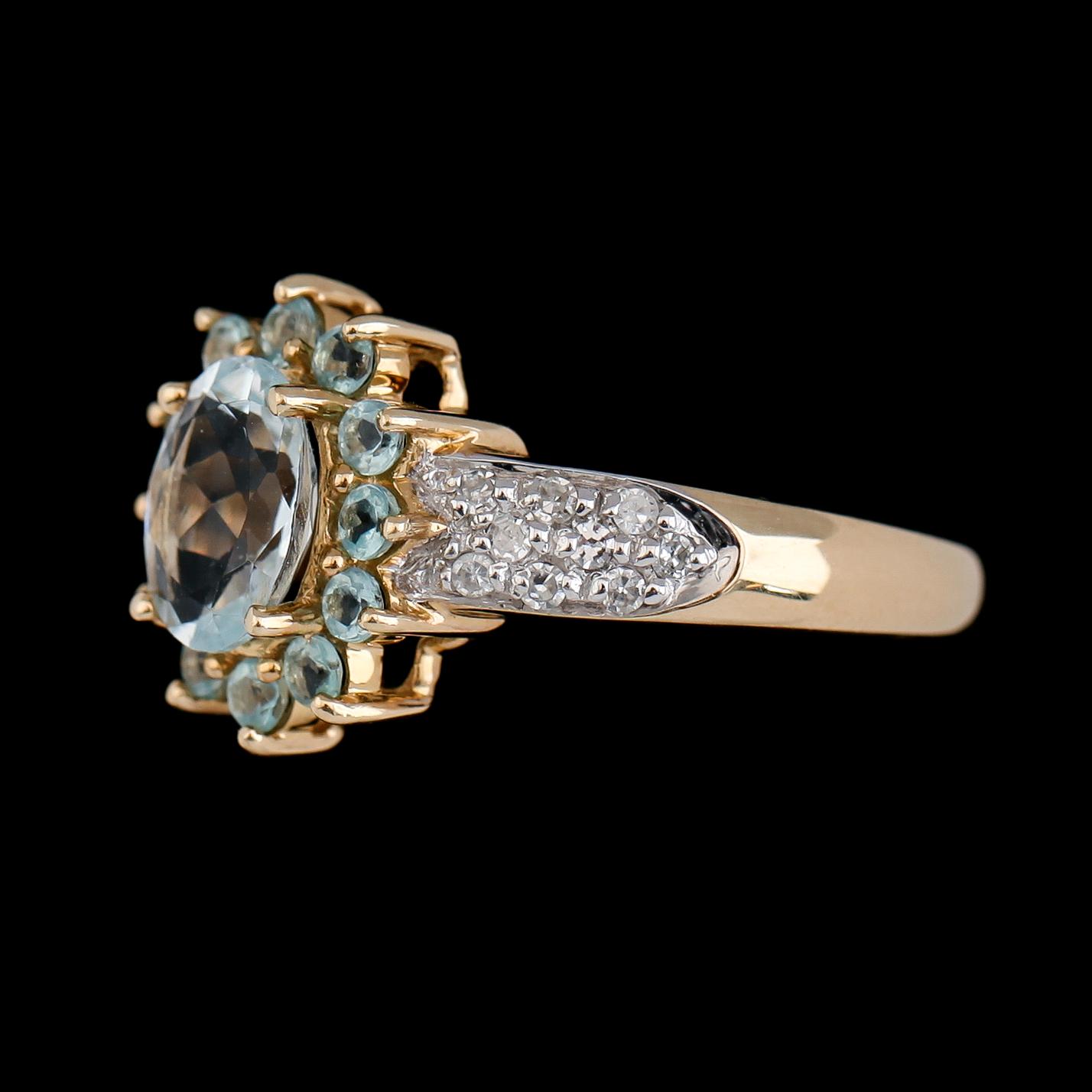 RING, 14K guld och vitguld, diamanter, turmaliner och akvamarin. Vikt ca 4 g.