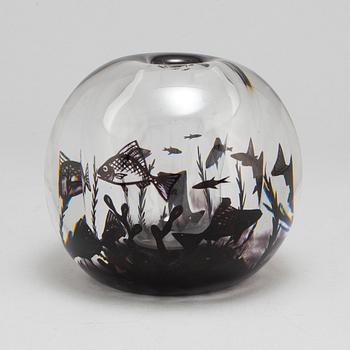 A 'Fiskgraal' glass vase by Edward Hald Orrefors 1957.
