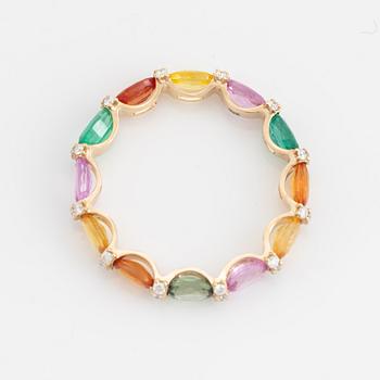 Ring med multifärgade safirer och briljantslipade diamanter.