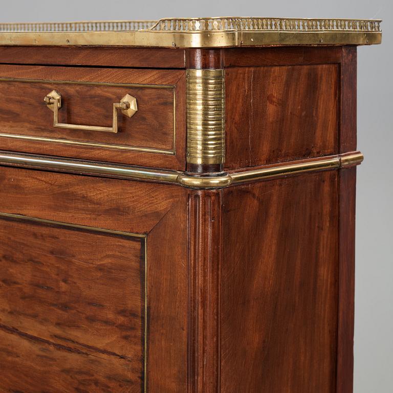 A Directoire secretaire ca 1790.