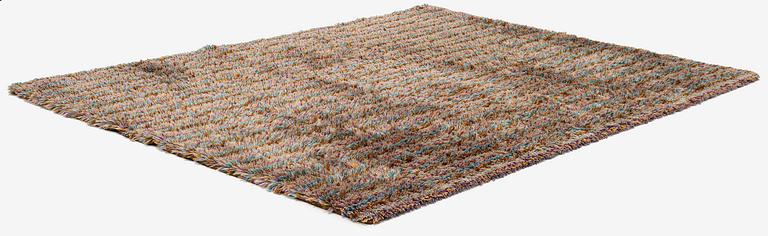 Agda Österberg, a criterionrya (AVA-rya) pile carpet, c. 231.5 x 171 cm.