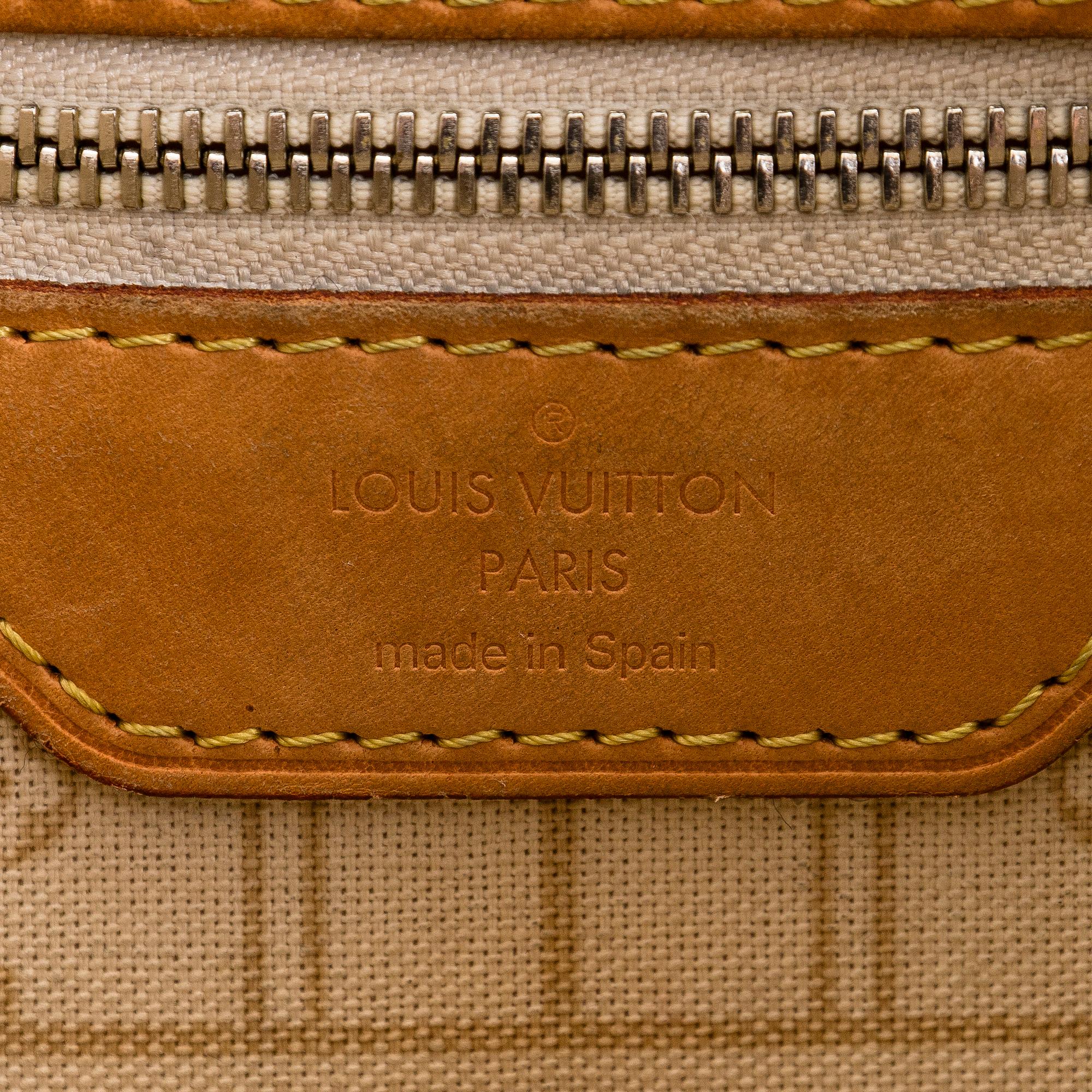Louis Vuitton, A Damier azur "Neverfull MM" bag, 2012.