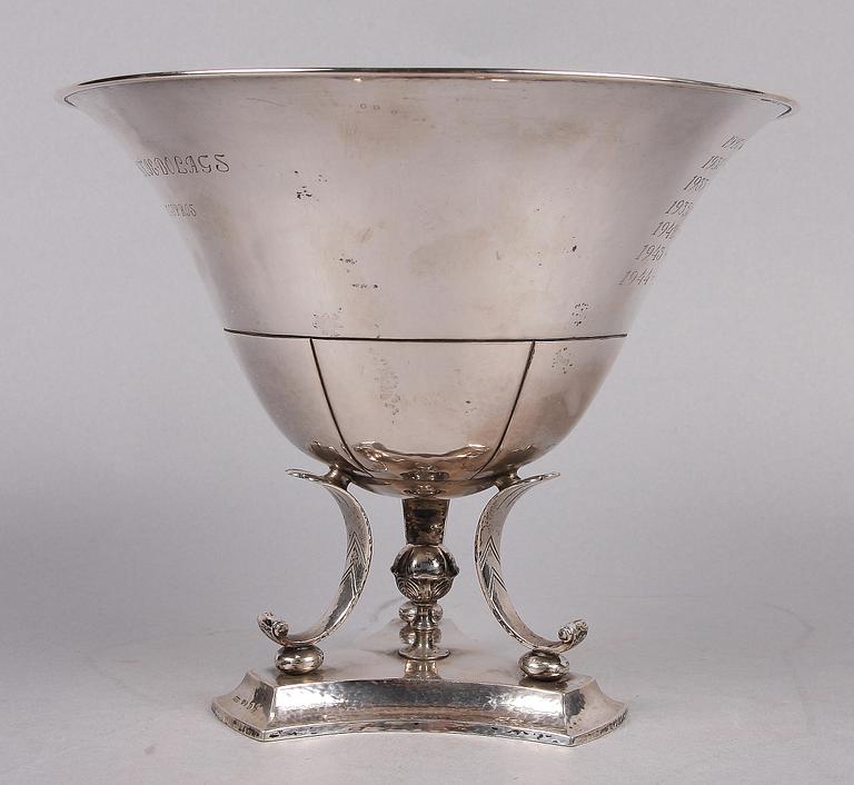 SKÅL PÅ FOT, silver, CG Hallberg, Stockholm 1950.