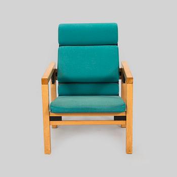 Yrjö Kukkapuro, nojatuoli, "Alnus" prototyyppi, Korvenrannan puusepäntehdas, Avarte, 1993.