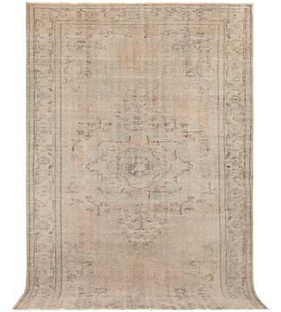 A vintage design Kilim carpet, c. 294 x 197 cm.