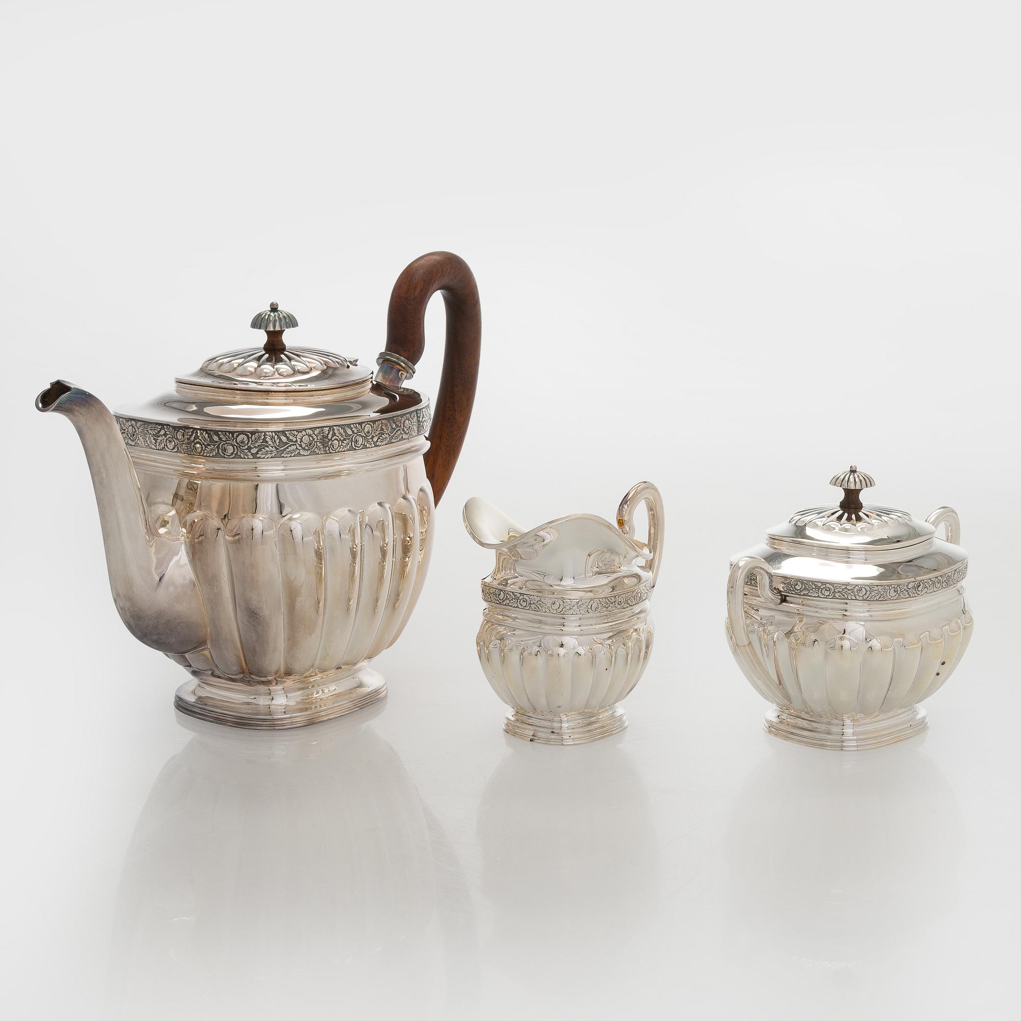 Coffee service, three parts, silver, Kultakeskus Oy, Hämeenlinna,  1976 - 1979.