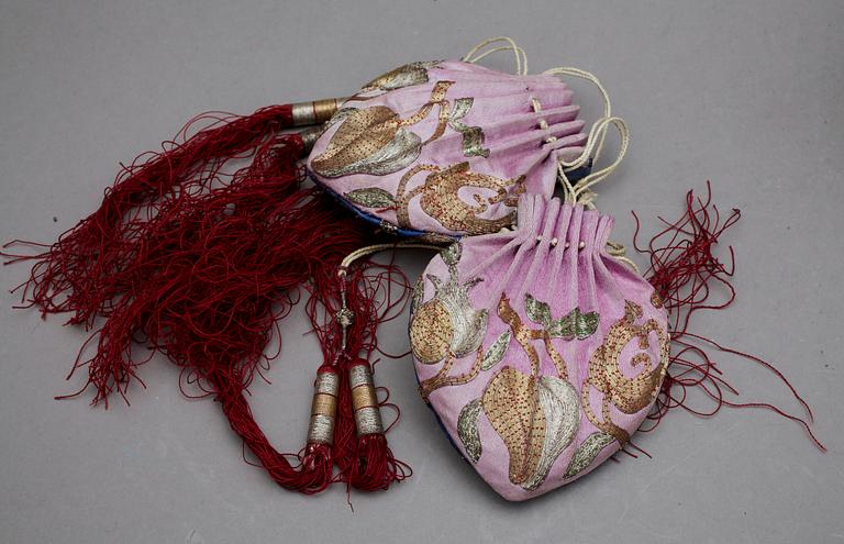 PARTI TEXTIL, 7 delar, Kina, omkring 1900.