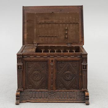 Chest, Baroque/Baroque style, 17th-18th century.