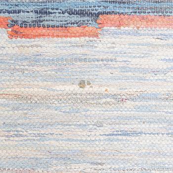 A Swedish rag rug, 1940-50s, circa 290 x 200 cm.
